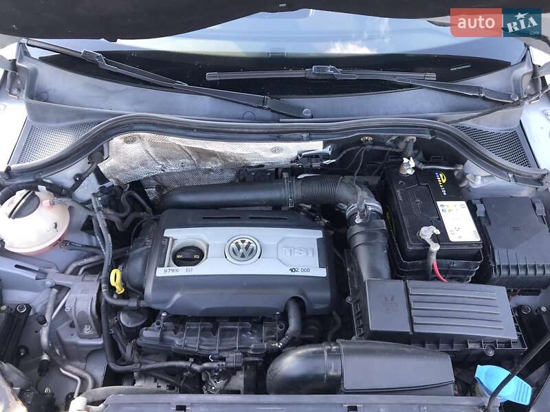 Внедорожник / Кроссовер Volkswagen Tiguan 2015 в Белой Церкви