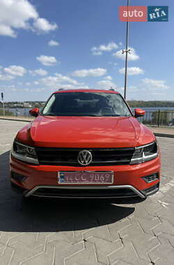 Внедорожник / Кроссовер Volkswagen Tiguan 2019 в Тернополе