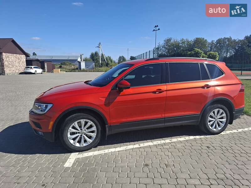Внедорожник / Кроссовер Volkswagen Tiguan 2018 в Шепетовке
