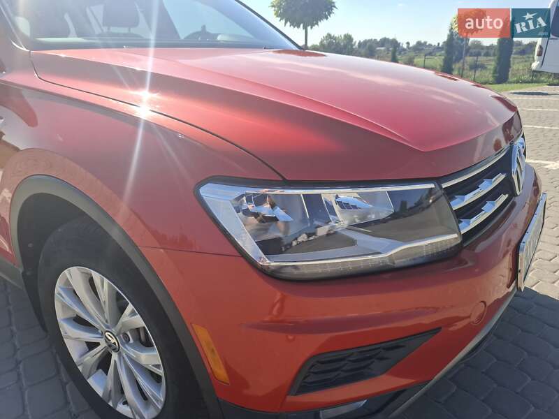 Внедорожник / Кроссовер Volkswagen Tiguan 2018 в Шепетовке