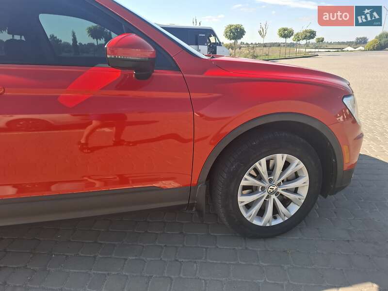 Внедорожник / Кроссовер Volkswagen Tiguan 2018 в Шепетовке