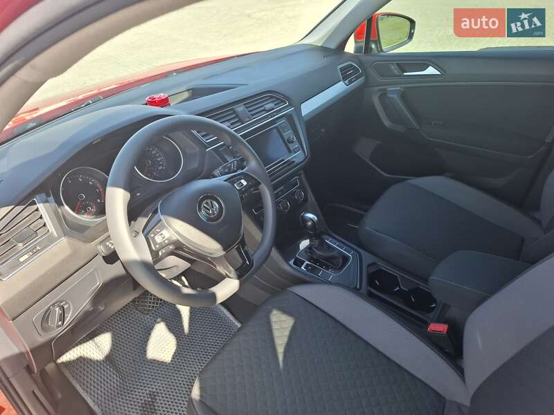 Внедорожник / Кроссовер Volkswagen Tiguan 2018 в Шепетовке