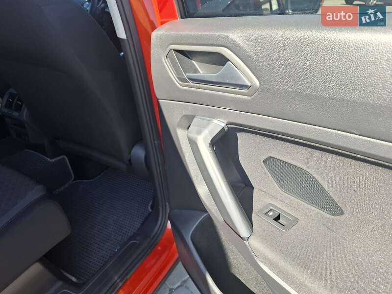 Внедорожник / Кроссовер Volkswagen Tiguan 2018 в Шепетовке