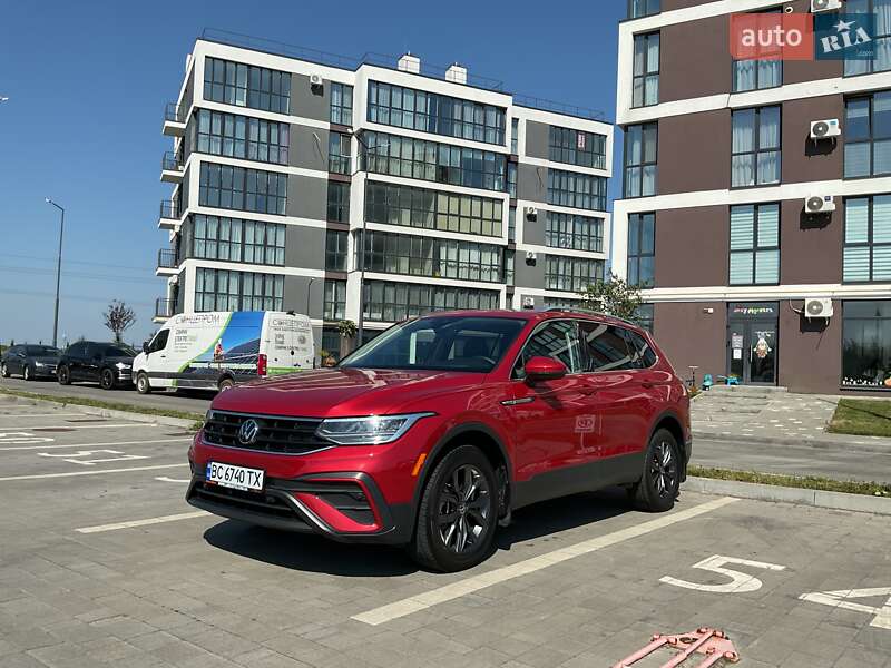 Внедорожник / Кроссовер Volkswagen Tiguan 2022 в Львове