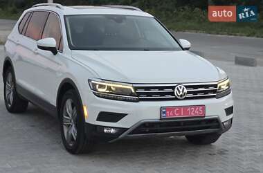 Позашляховик / Кросовер Volkswagen Tiguan 2018 в Львові
