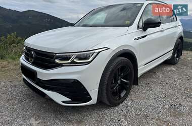 Позашляховик / Кросовер Volkswagen Tiguan 2021 в Львові