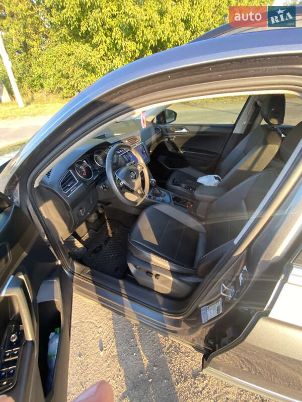 Внедорожник / Кроссовер Volkswagen Tiguan 2021 в Умани