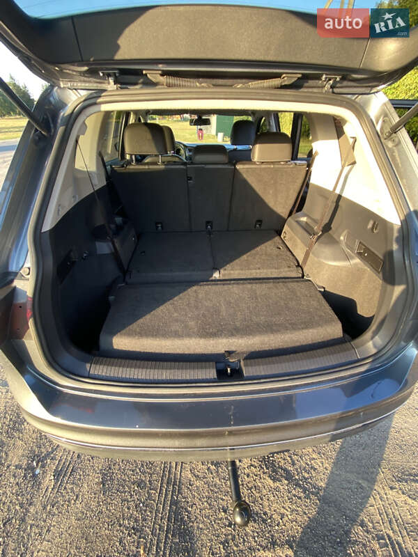 Внедорожник / Кроссовер Volkswagen Tiguan 2021 в Умани