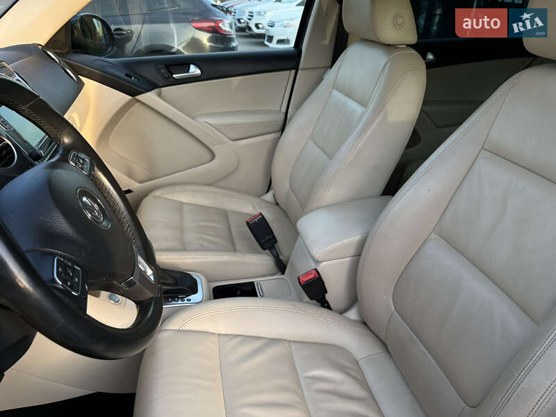 Внедорожник / Кроссовер Volkswagen Tiguan 2015 в Львове фото 12 Внедорожник / Кроссовер Volkswagen Tiguan 2015 в Львове