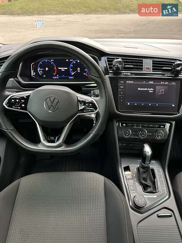 Внедорожник / Кроссовер Volkswagen Tiguan 2017 в Лозовой фото 15 Внедорожник / Кроссовер Volkswagen Tiguan 2017 в Лозовой