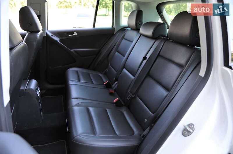 Внедорожник / Кроссовер Volkswagen Tiguan 2013 в Харькове