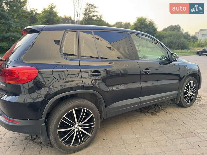 Позашляховик / Кросовер Volkswagen Tiguan 2014 в Львові