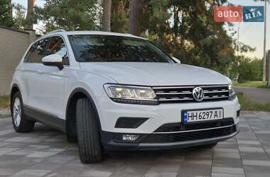 Внедорожник / Кроссовер Volkswagen Tiguan 2019 в Киеве