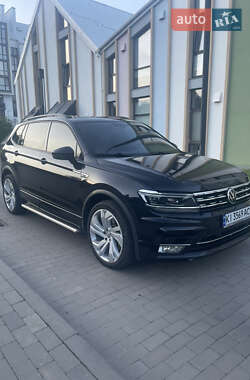 Внедорожник / Кроссовер Volkswagen Tiguan 2020 в Киеве