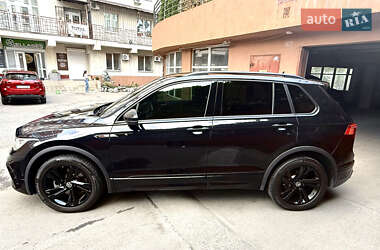 Позашляховик / Кросовер Volkswagen Tiguan 2021 в Дніпрі