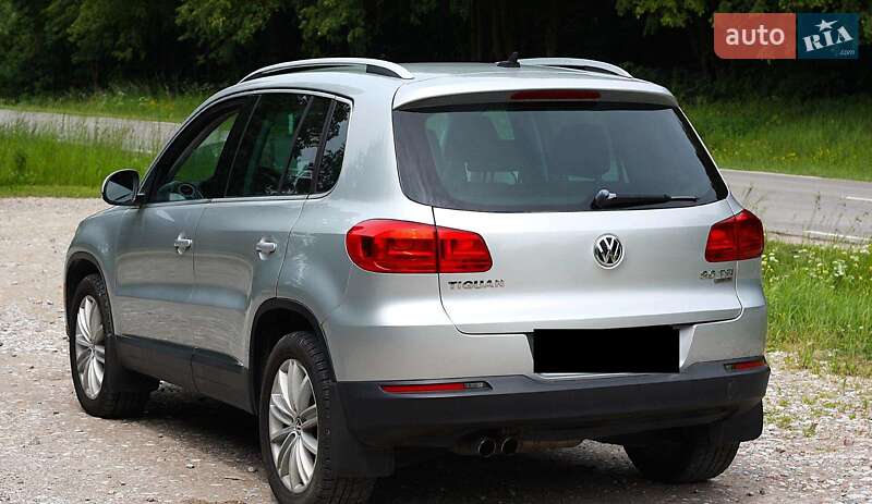 Внедорожник / Кроссовер Volkswagen Tiguan 2015 в Львове