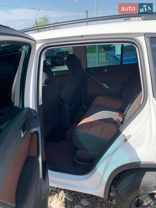 Внедорожник / Кроссовер Volkswagen Tiguan 2008 в Львове