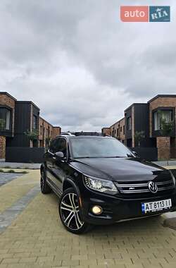Позашляховик / Кросовер Volkswagen Tiguan 2016 в Івано-Франківську