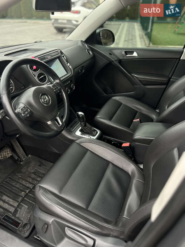 Внедорожник / Кроссовер Volkswagen Tiguan 2013 в Львове
