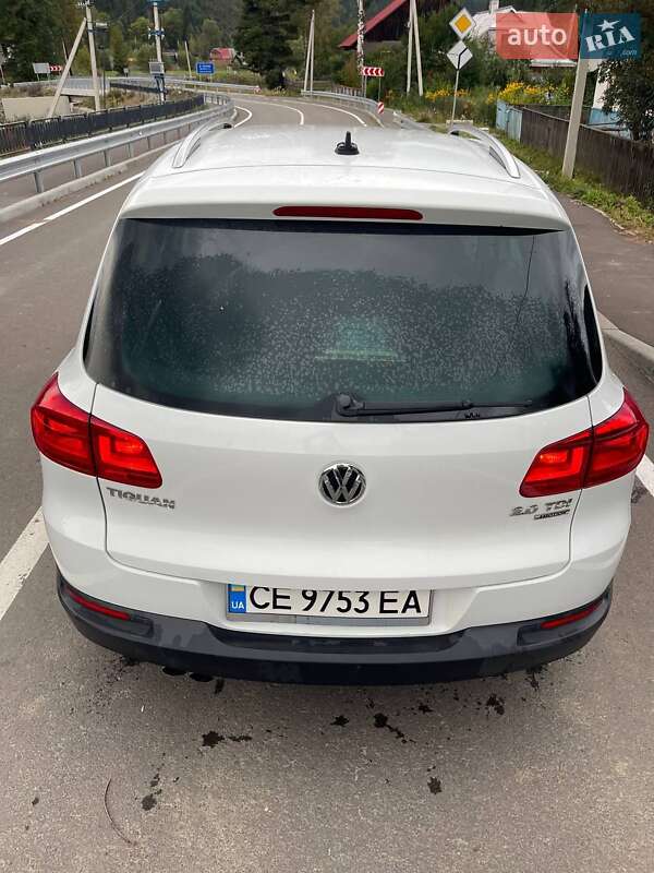 Внедорожник / Кроссовер Volkswagen Tiguan 2014 в Черновцах