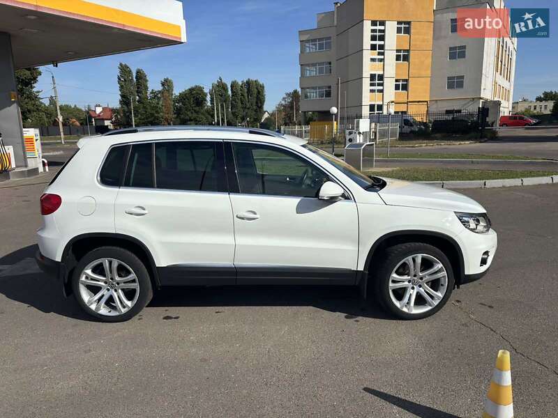 Внедорожник / Кроссовер Volkswagen Tiguan 2016 в Черкассах фото 14 Внедорожник / Кроссовер Volkswagen Tiguan 2016 в Черкассах