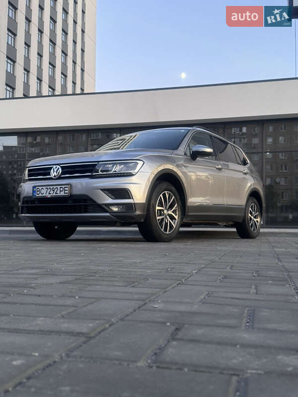 Внедорожник / Кроссовер Volkswagen Tiguan 2019 в Днепре фото 7 Внедорожник / Кроссовер Volkswagen Tiguan 2019 в Днепре