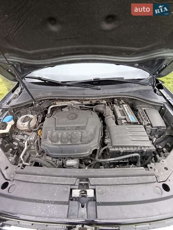 Внедорожник / Кроссовер Volkswagen Tiguan 2018 в Лановцах