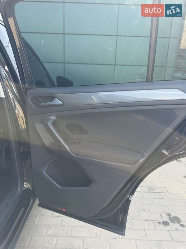 Внедорожник / Кроссовер Volkswagen Tiguan 2018 в Днепре