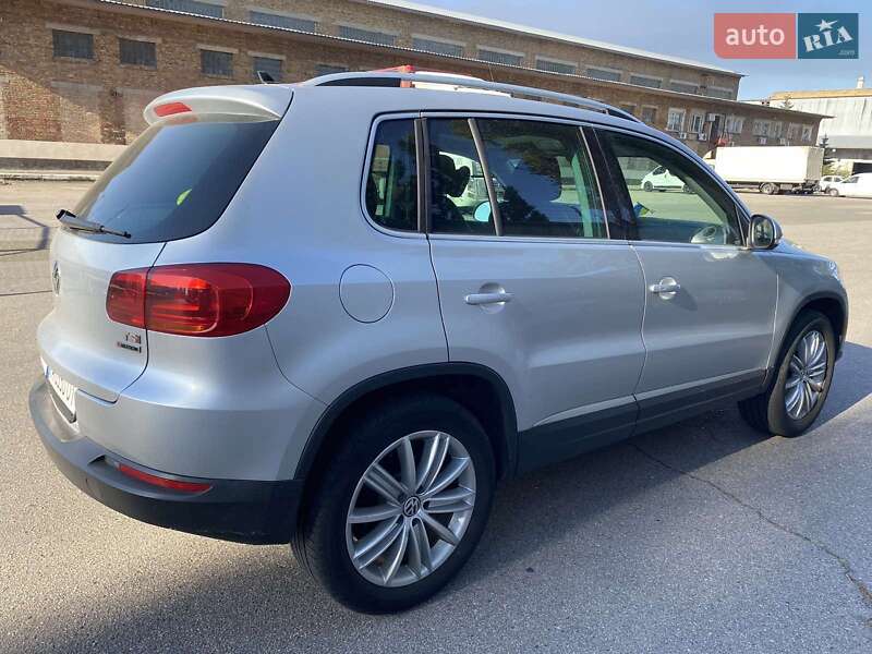 Внедорожник / Кроссовер Volkswagen Tiguan 2016 в Киеве фото 5 Внедорожник / Кроссовер Volkswagen Tiguan 2016 в Киеве