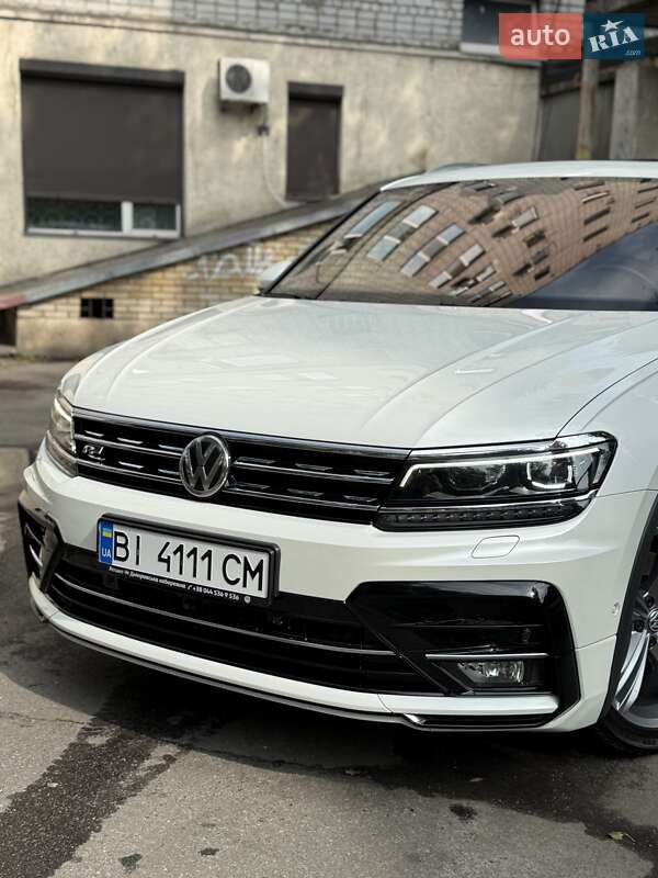 Внедорожник / Кроссовер Volkswagen Tiguan 2018 в Горишних Плавнях