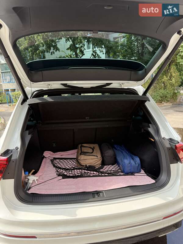 Внедорожник / Кроссовер Volkswagen Tiguan 2018 в Горишних Плавнях