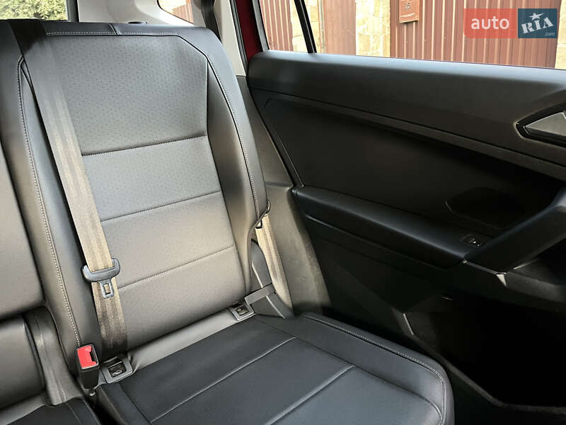 Позашляховик / Кросовер Volkswagen Tiguan 2017 в Києві