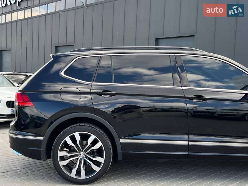 Внедорожник / Кроссовер Volkswagen Tiguan 2020 в Львове
