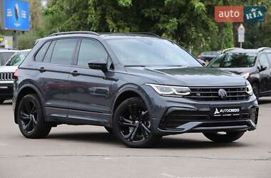 Внедорожник / Кроссовер Volkswagen Tiguan 2022 в Киеве