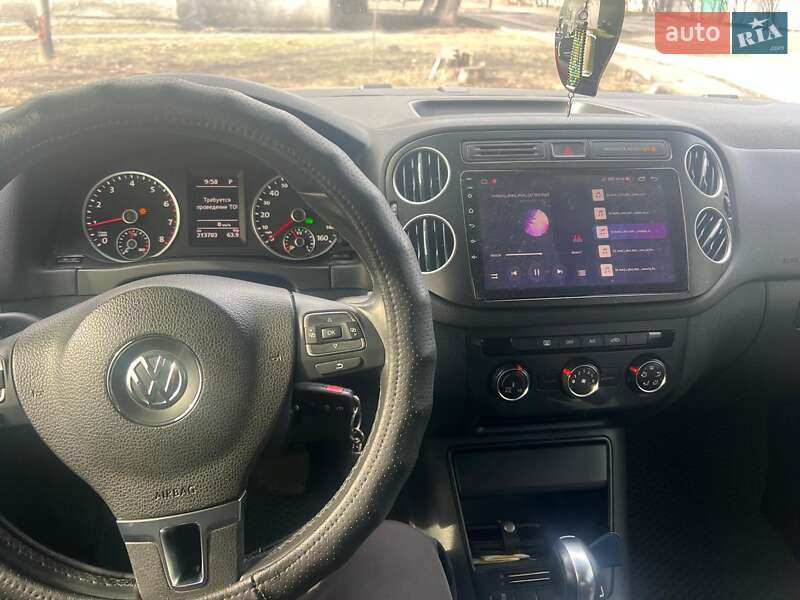 Внедорожник / Кроссовер Volkswagen Tiguan 2012 в Днепре