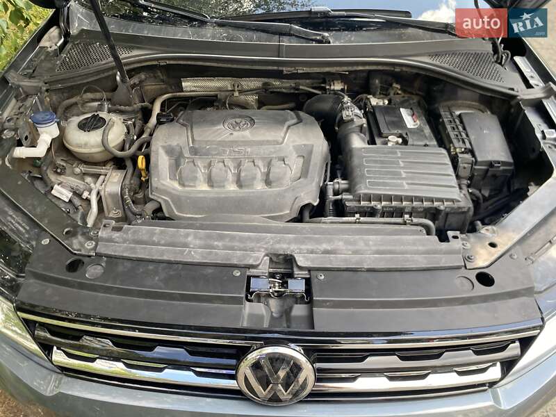 Внедорожник / Кроссовер Volkswagen Tiguan 2018 в Луцке