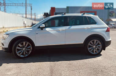 Внедорожник / Кроссовер Volkswagen Tiguan 2018 в Сваляве