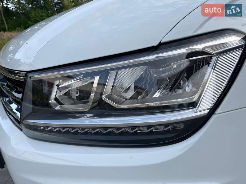 Позашляховик / Кросовер Volkswagen Tiguan 2016 в Луцьку