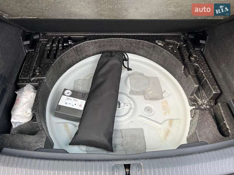 Позашляховик / Кросовер Volkswagen Tiguan 2016 в Луцьку