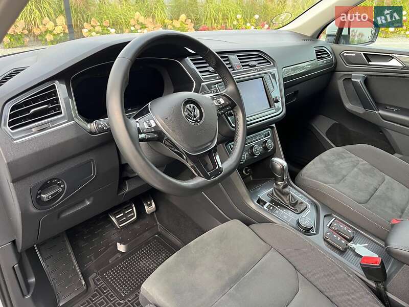 Позашляховик / Кросовер Volkswagen Tiguan 2016 в Луцьку