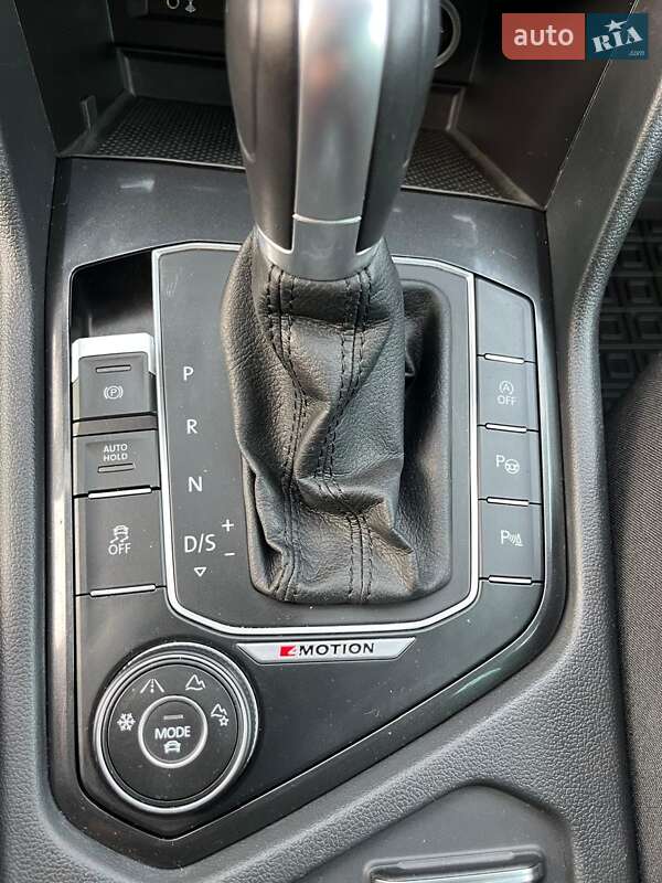 Позашляховик / Кросовер Volkswagen Tiguan 2016 в Луцьку