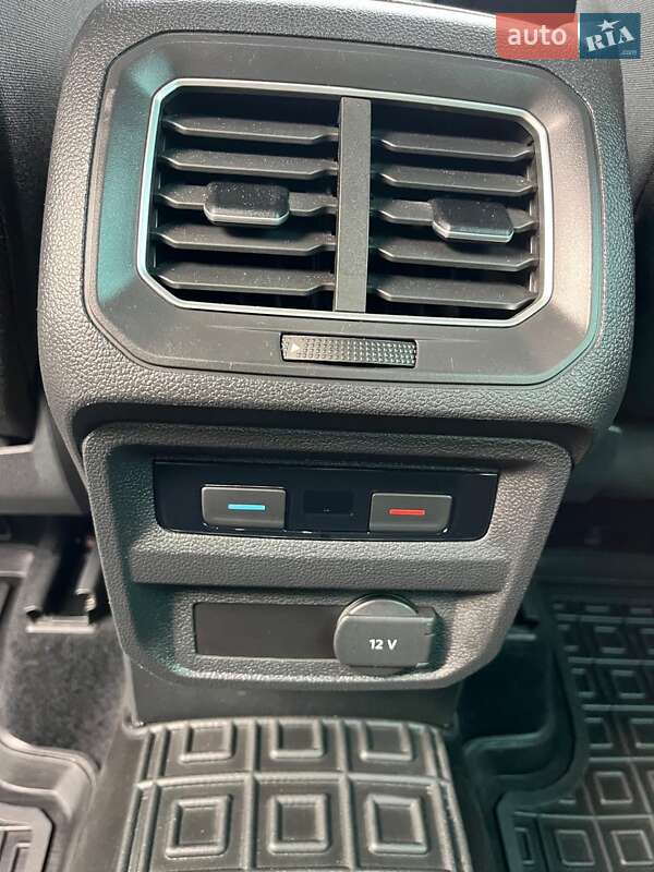 Позашляховик / Кросовер Volkswagen Tiguan 2016 в Луцьку