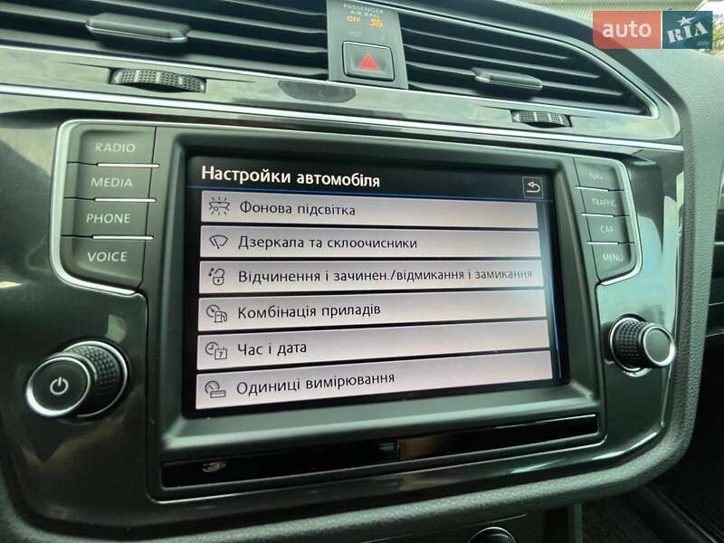 Позашляховик / Кросовер Volkswagen Tiguan 2016 в Луцьку