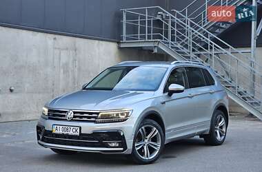 Внедорожник / Кроссовер Volkswagen Tiguan 2020 в Киеве