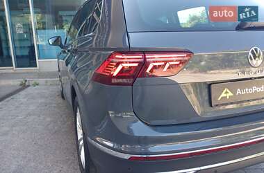 Внедорожник / Кроссовер Volkswagen Tiguan 2021 в 