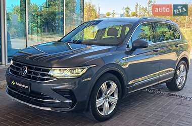 Внедорожник / Кроссовер Volkswagen Tiguan 2021 в Киеве