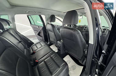 Внедорожник / Кроссовер Volkswagen Tiguan 2011 в 