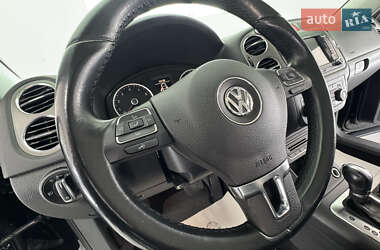 Внедорожник / Кроссовер Volkswagen Tiguan 2011 в 