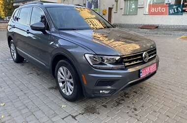 Внедорожник / Кроссовер Volkswagen Tiguan 2018 в Луцке