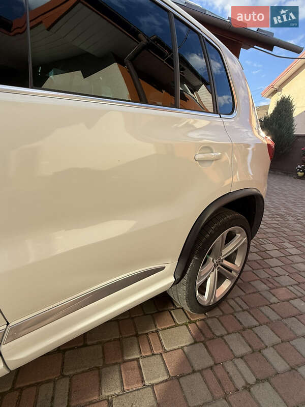 Внедорожник / Кроссовер Volkswagen Tiguan 2015 в Стрые